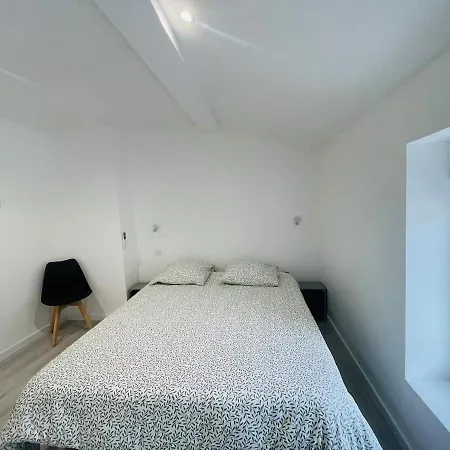 Апартаменты Eclat St N3, Duplex - Moderne - Wifi - Clim- Proche Vienne