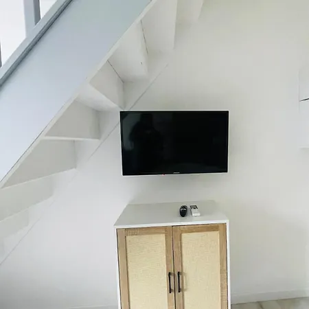 Eclat St N3, Duplex - Moderne - Wifi - Clim- Proche Vienne Saint-Romain-en-Gal